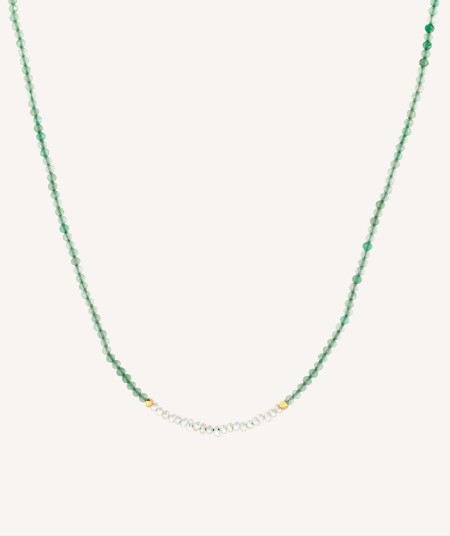 Green stones necklace