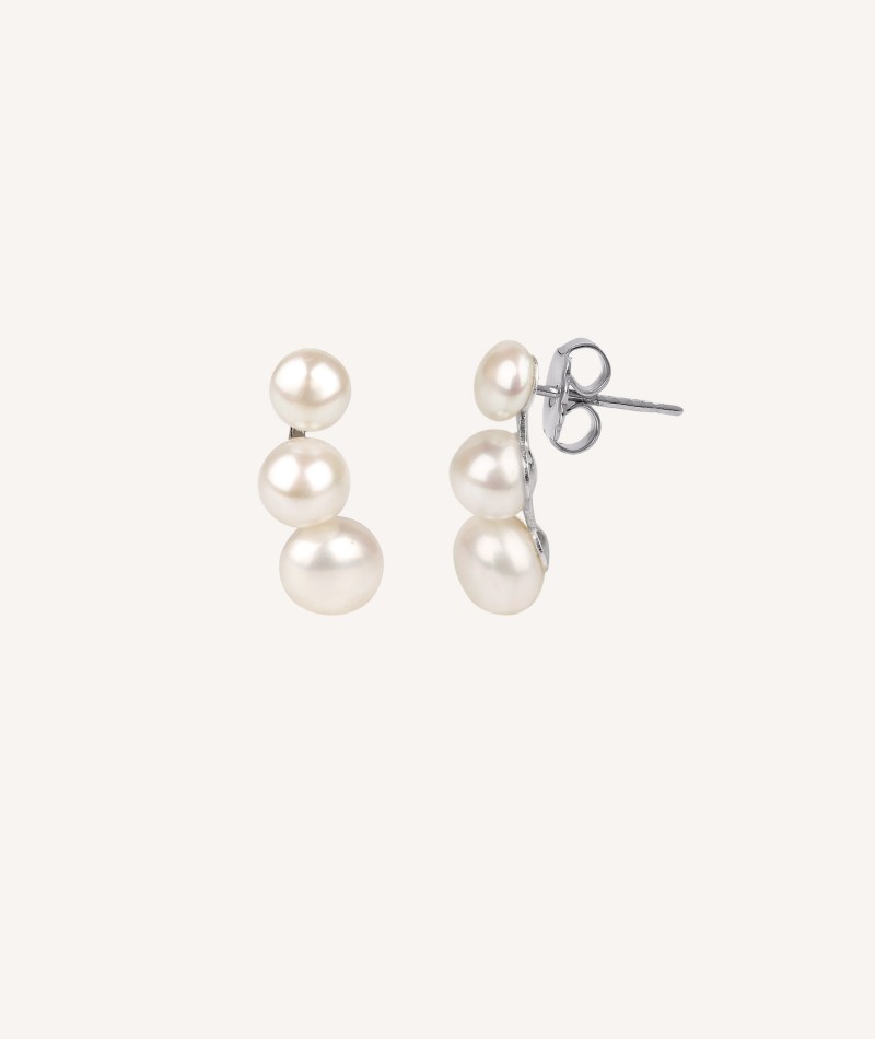 Earrings pearls