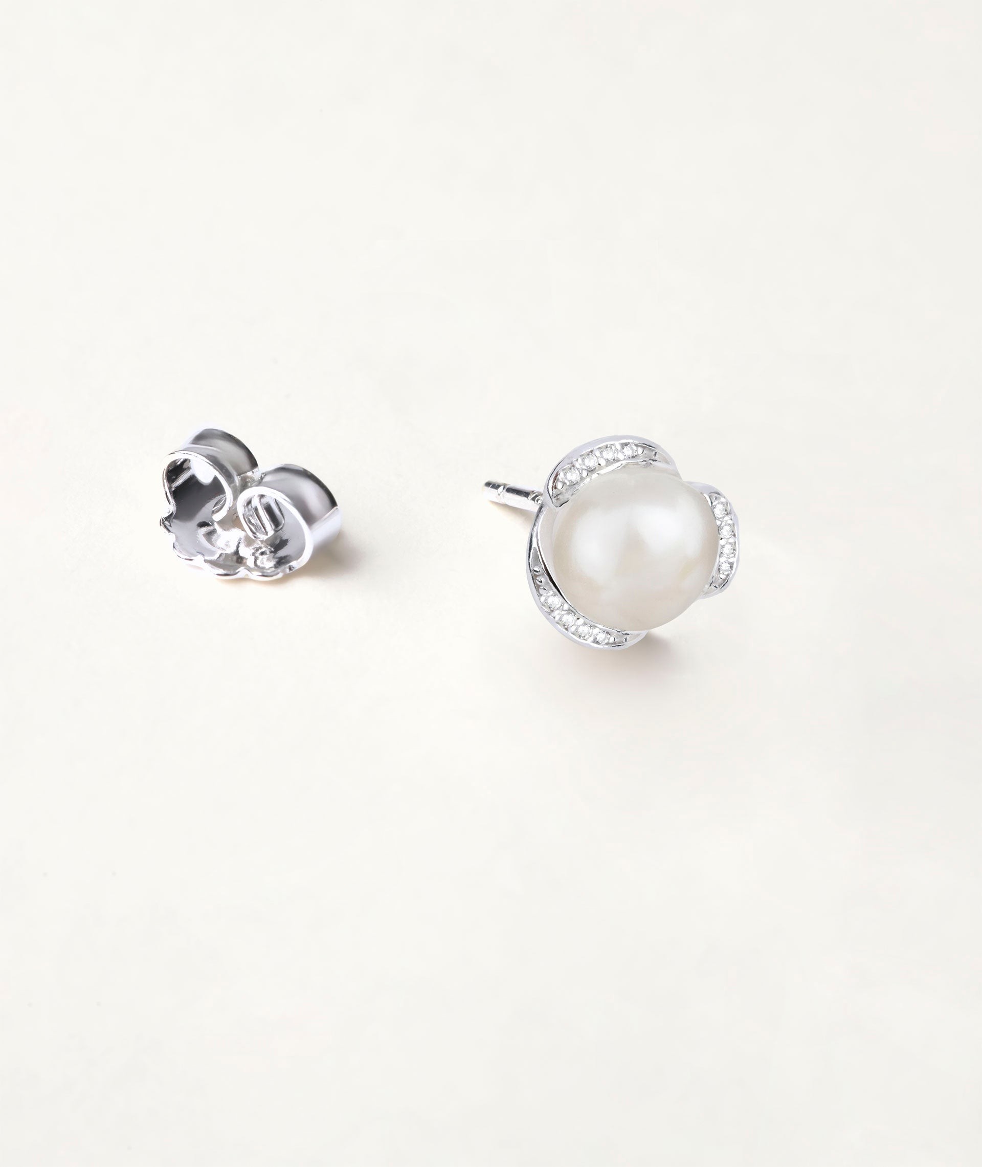 Earrings  silver 925 with zirconias and cultured pearl