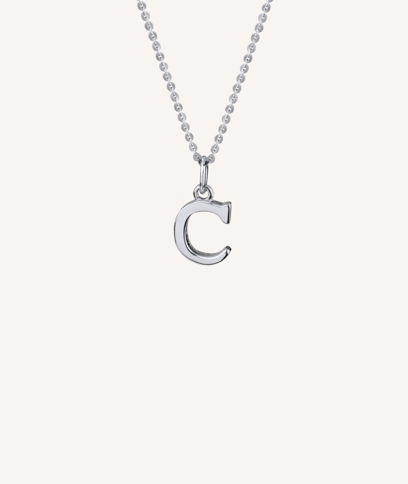 Pendant letter C