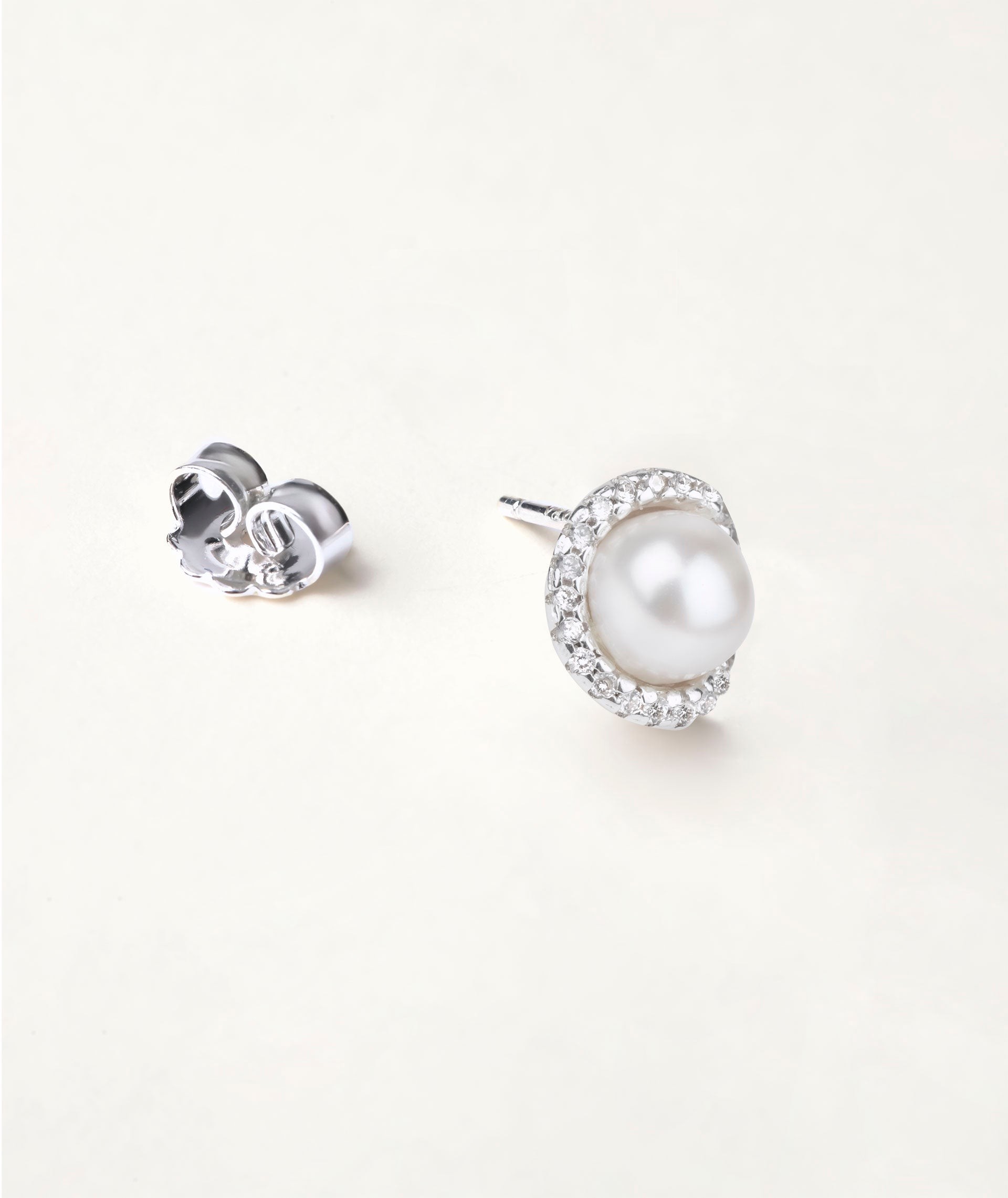 Earrings  silver 925 with zirconias and cultured pearl