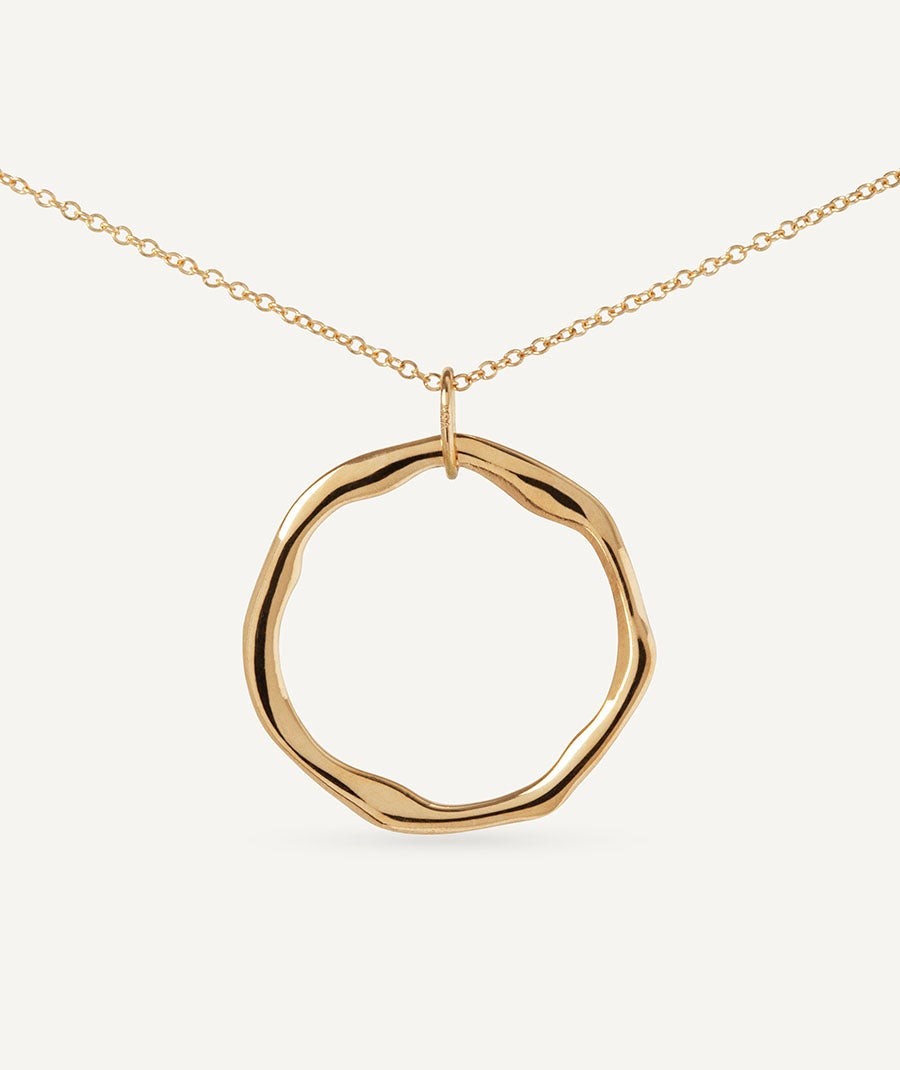 Collar de oro circle