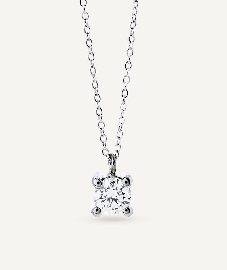 White gold necklace with a solitary diamond