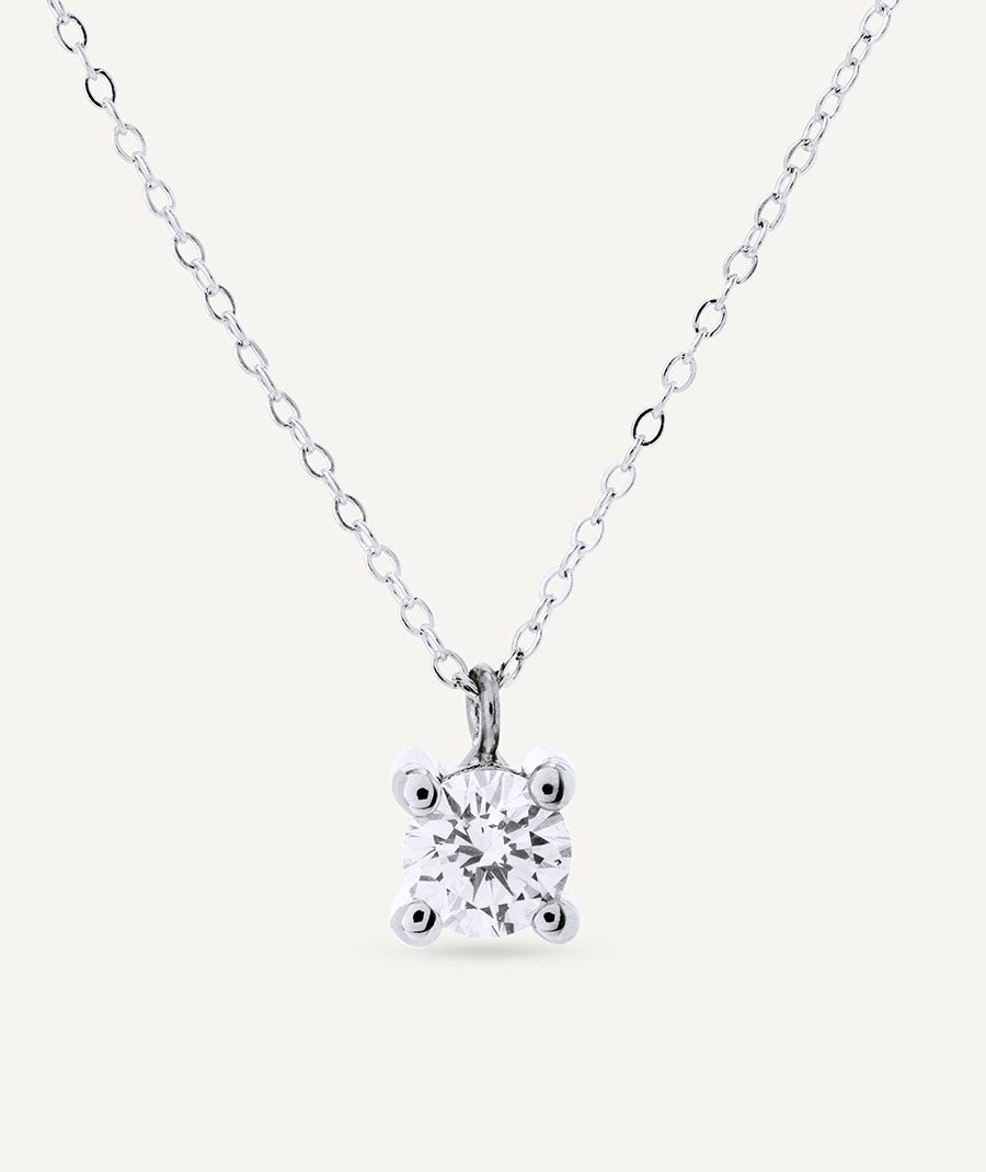 White gold necklace with a solitary diamond