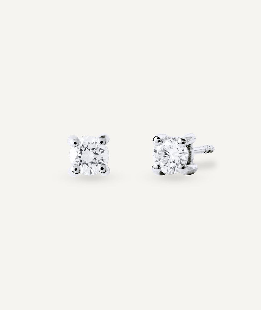 Pendientes de diamantes y oro blanco solitario