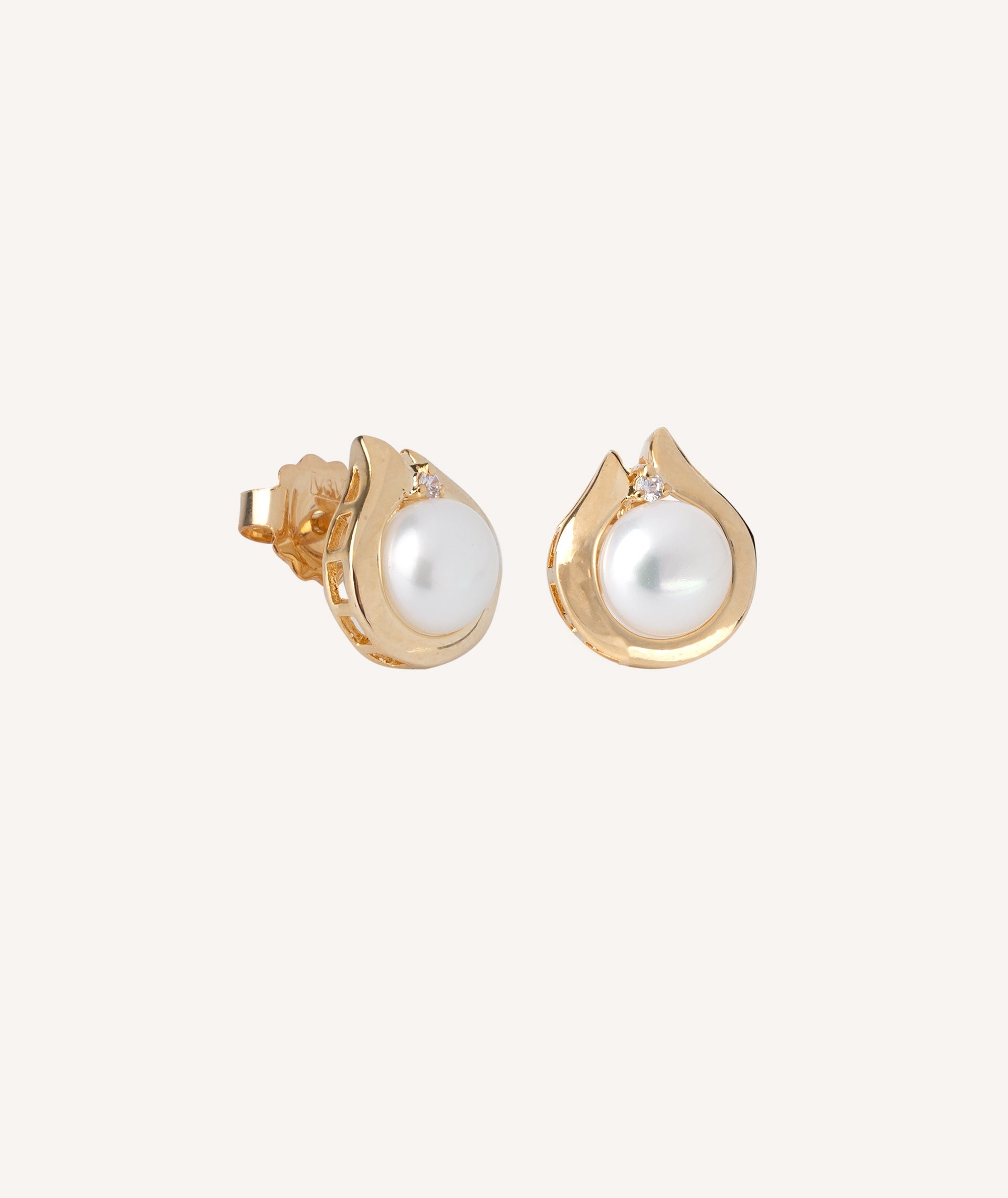 Earrings with Cubic Zirconia and 7mm Button Pearl