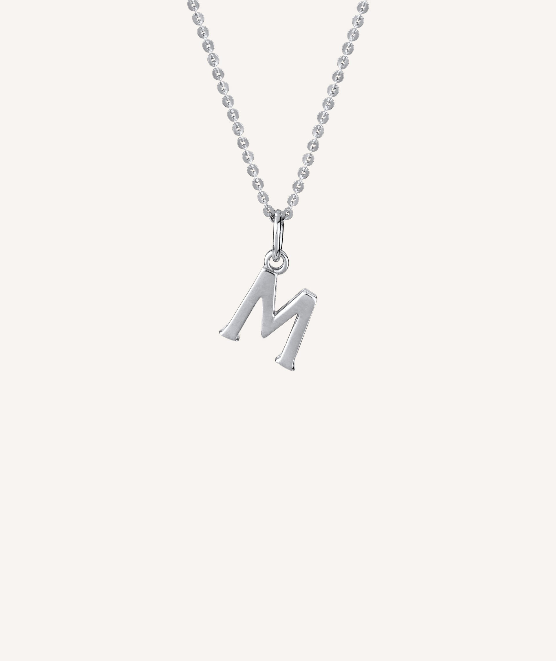 Pendant letter M