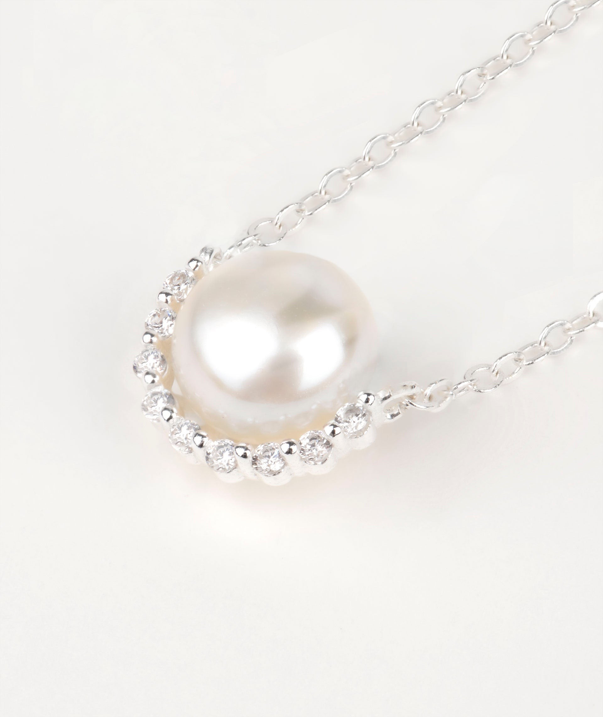 Necklace  silver 925 with zirconias and cultured pearl